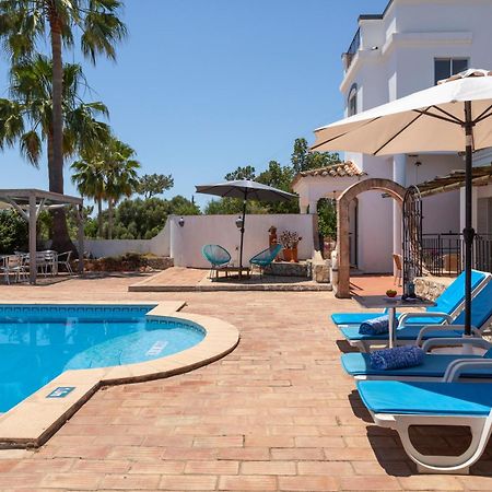The Lemon Tree Villa Монкарапашо Екстериор снимка