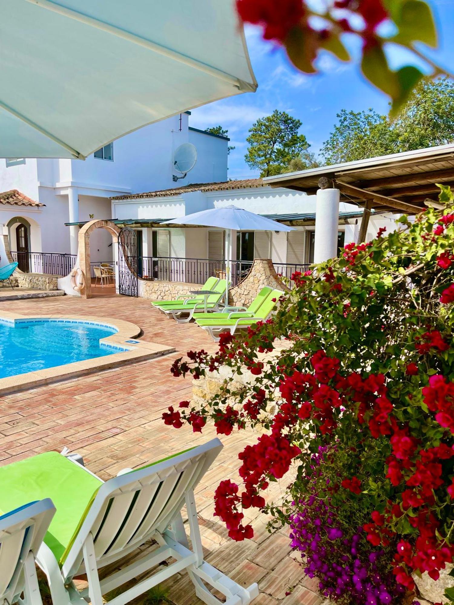 The Lemon Tree Villa Монкарапашо Екстериор снимка