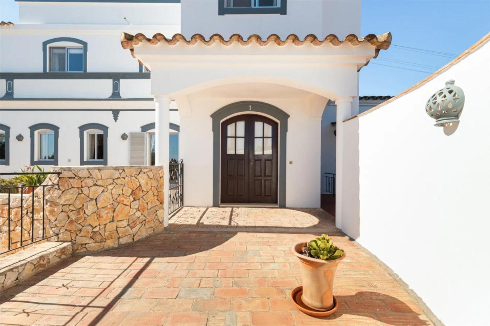The Lemon Tree Villa Монкарапашо Стая снимка