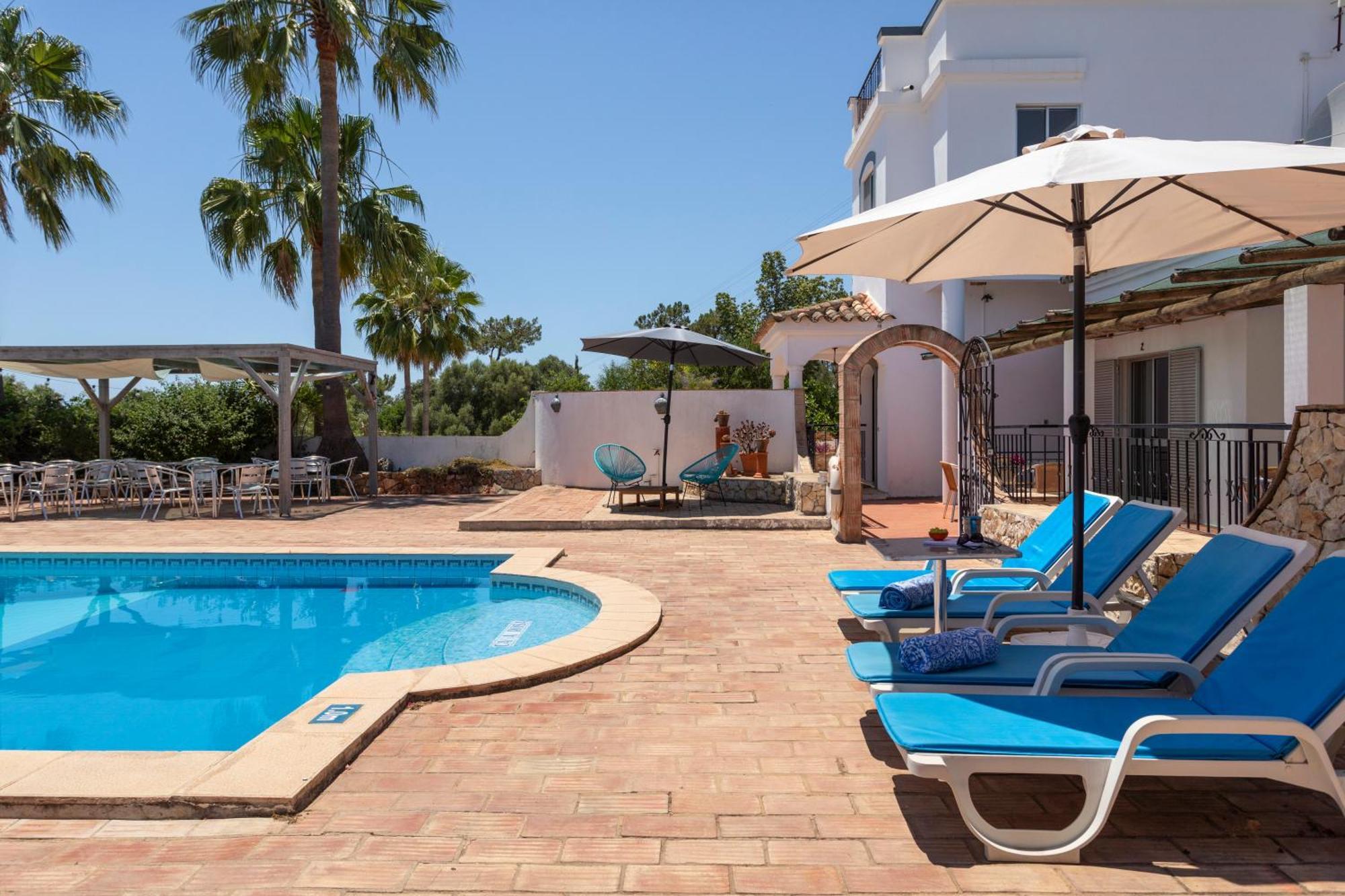 The Lemon Tree Villa Монкарапашо Екстериор снимка