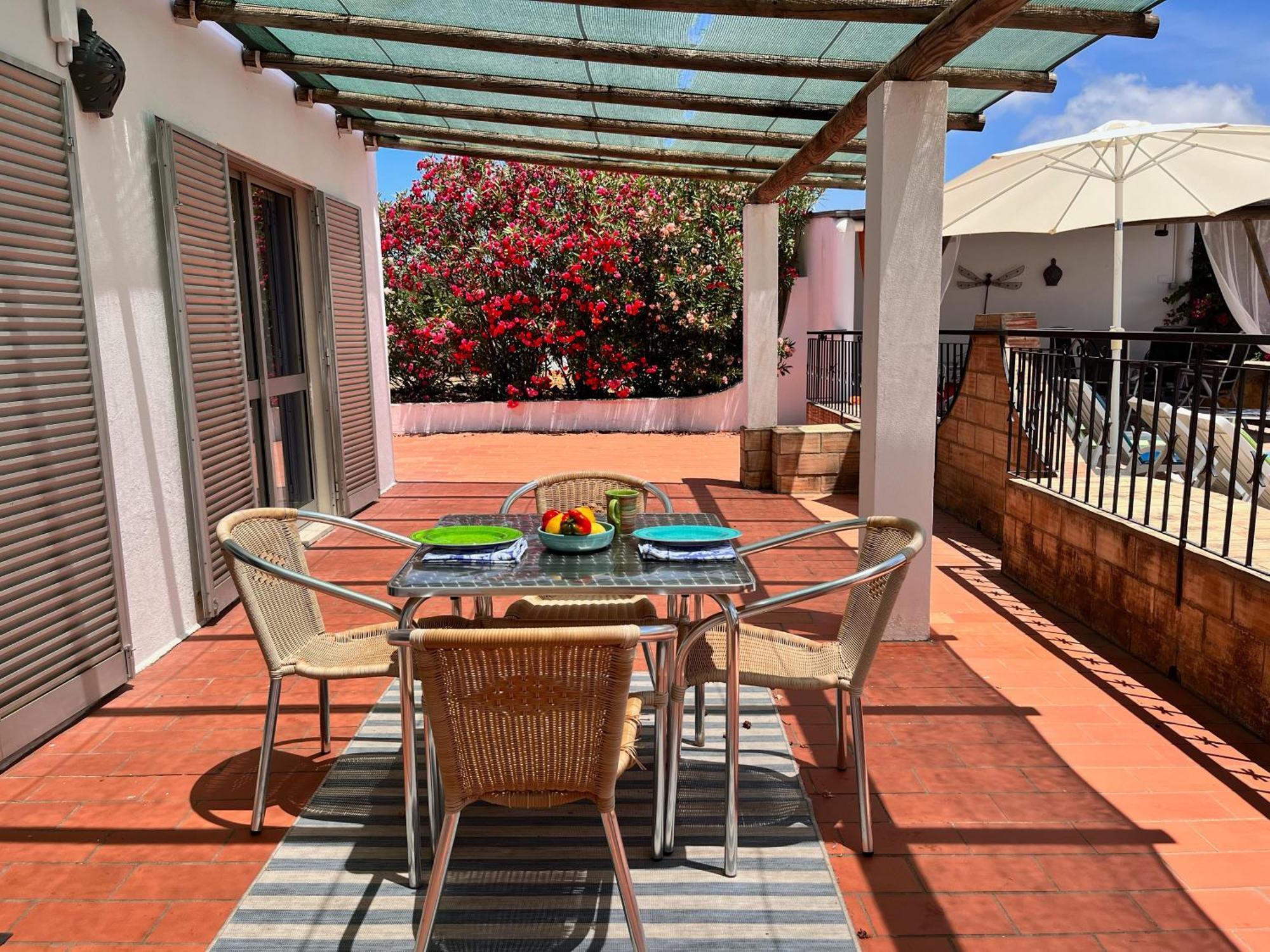 The Lemon Tree Villa Монкарапашо Стая снимка